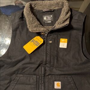 🔥🔥NWT Black Carhartt Sherpa Vest - Loos Fit